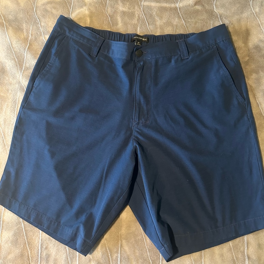 Banana Republic Men's Blue Shorts 💙